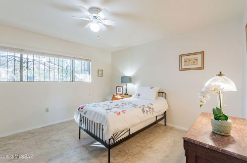 168 Randolph Way, Tucson AZ  85716-5831 exterior