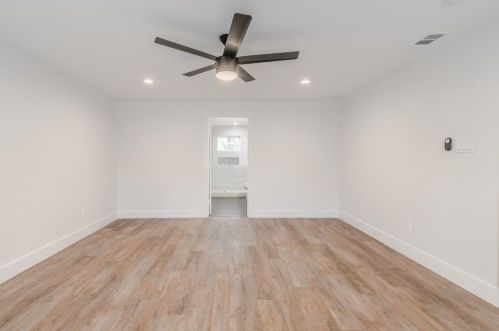 8703 Frst Grn Dr, Dallas TX 75243-4101 exterior