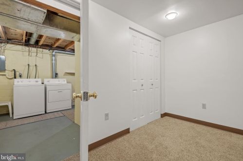 173 Ctr St, Hanover PA 17331-2828 exterior