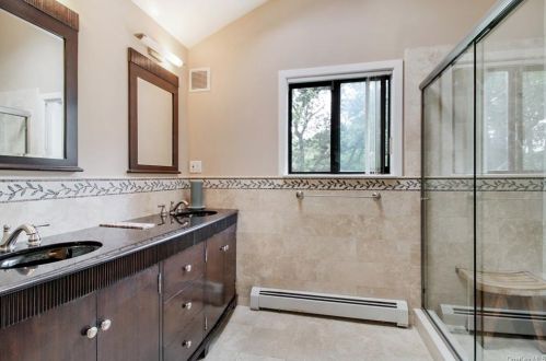 23 Pine Hill Ct, Briarcliff NY 10510-1742 exterior