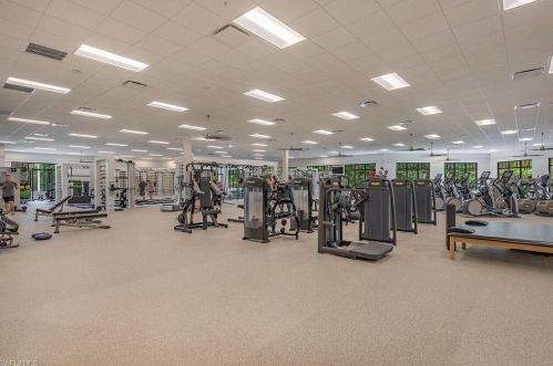 2200 Residence Cir, Naples FL  34105-3098 exterior