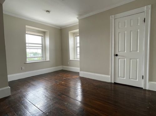 402 Saratoga St, Boston MA exterior