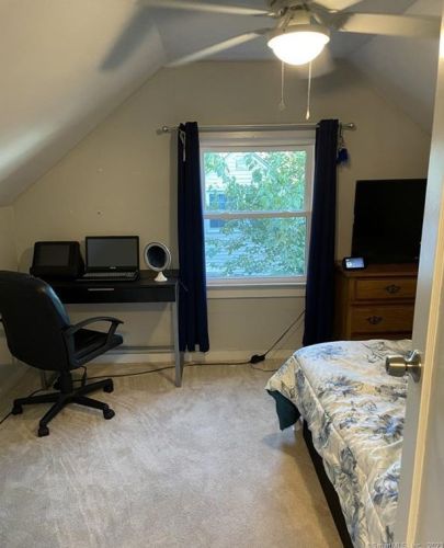 88 Middle Tpke, Manchester CT  06040-4031 exterior