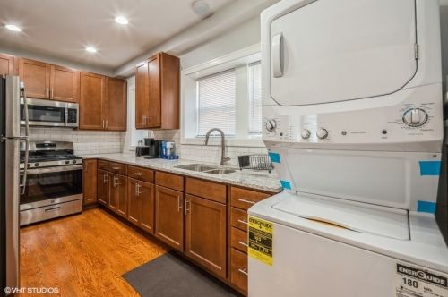 11227 King Dr, Chicago IL 60615-3537 exterior