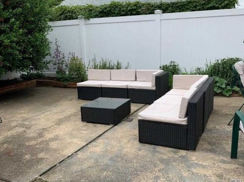 130 Haig Rd, Valley Stream NY 11581-2110 exterior