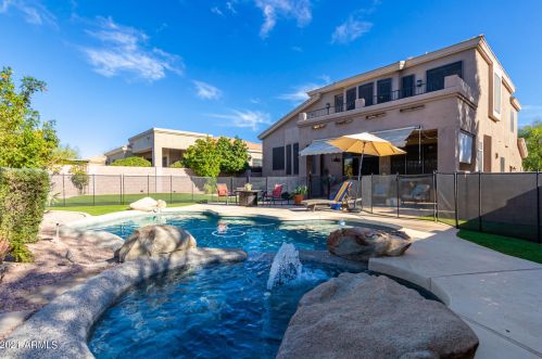 23002 52nd St, Phoenix, AZ 85054-7203