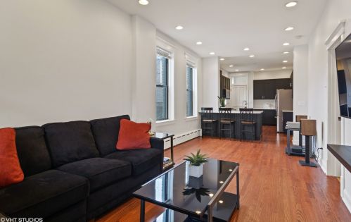 2147 Dickens Ave, Chicago IL 60639-3433 exterior