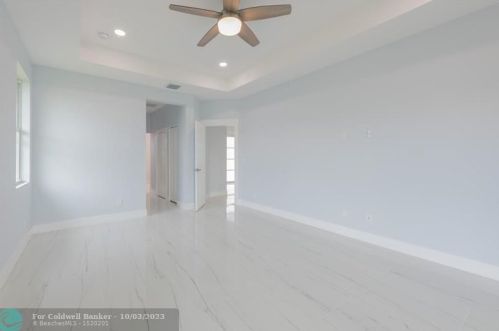 2470 Webster Ln, Fort Pierce FL 34953-5751 exterior