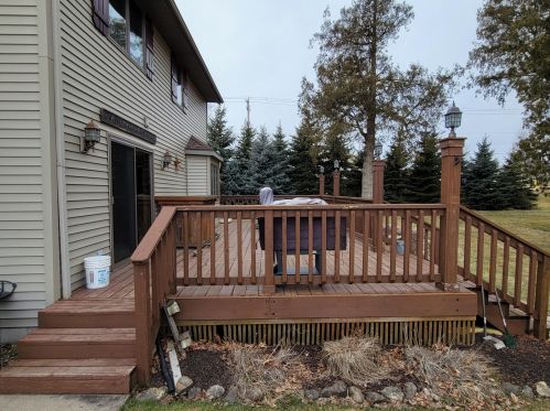 1342 Louisa St, Watertown WI 53094 exterior