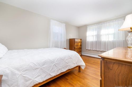 15 Lexton Dr, Farmington CT 06032-2412 exterior