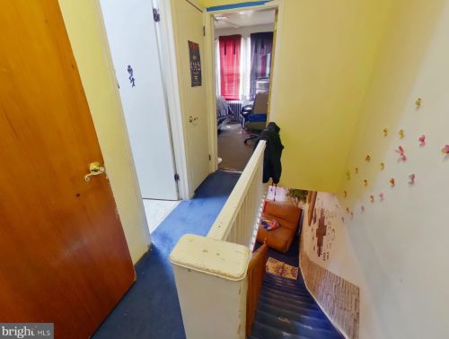 4033 Castor Ave, Philadelphia PA 19134-5528 exterior