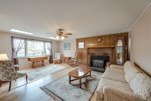 114 Madison St, Dover NJ  07801-4912 exterior