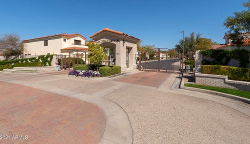 7601 Central Ave, Phoenix AZ 85020-4079 exterior