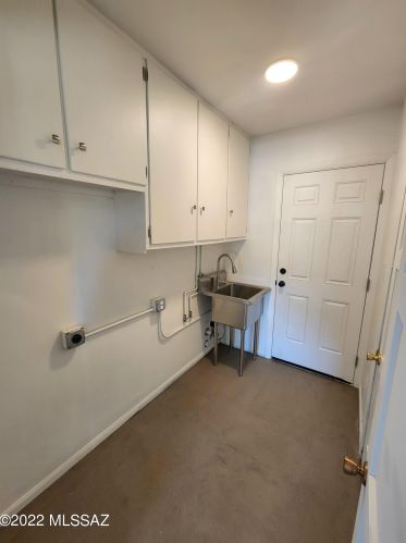 4814 Helen St, Tucson AZ 85719-4423 exterior