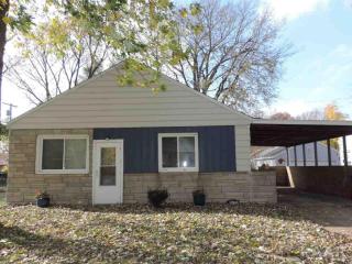 1413 9th St, Pekin, IL 61554-2106