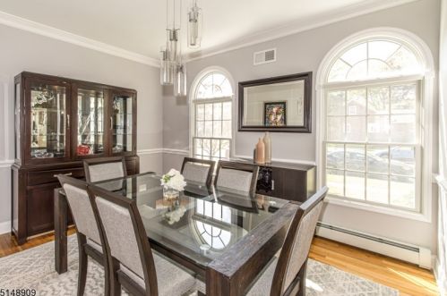 1501 Pne Grv Ave, Westfield NJ 07090-2260 exterior