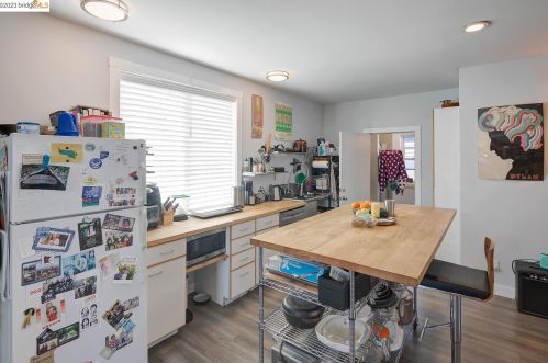 1502 10th St, Berkeley CA 94710-2376 exterior