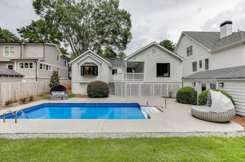 239 Midvale Dr, Atlanta GA  30342-3326 exterior