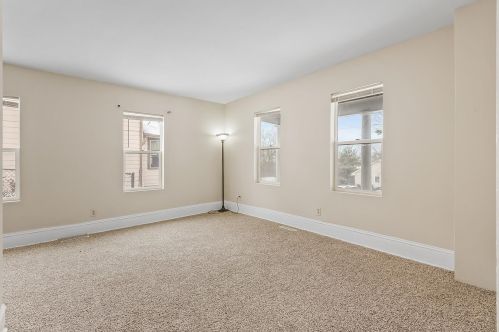 220 Belvidere St, Saint Paul MN 55107-3140 exterior