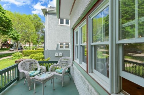 2427 Stratford Ct, Milwaukee WI 53211-2635 exterior