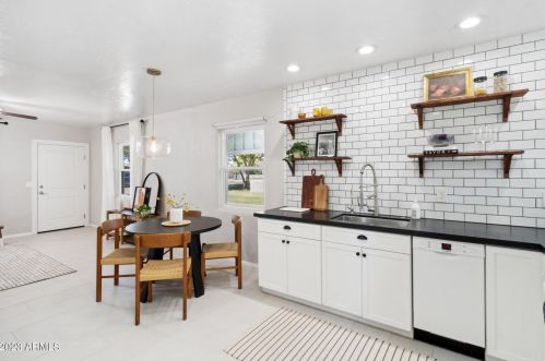 3013 21 Pl, Phoenix AZ 85016-7305 exterior