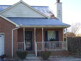 215 Richland Ave, Smyrna, TN 37167-2958