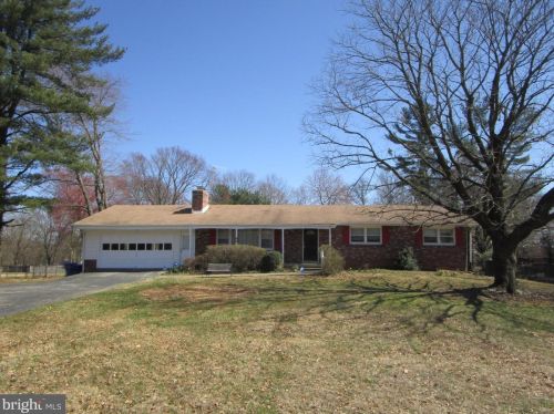 2130 Briggs Chaney Rd, Silver Spring MD 20905-4506 exterior