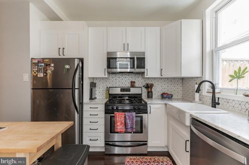 1638 Lawrence St, Philadelphia PA 19120-1859 exterior