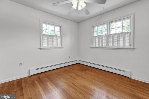 214 Charles St, Hanover PA 17331-2204 exterior