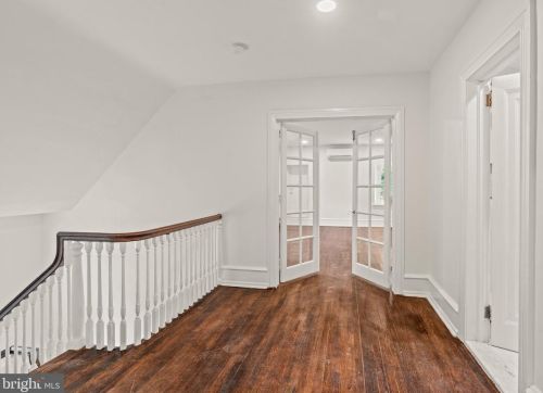 6424 City Ave, Philadelphia PA 19151-2410 exterior