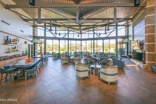 22417 29 Pl, Phoenix AZ 85040 exterior