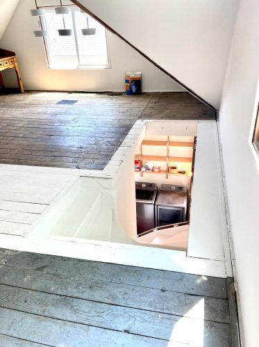 1985 Muskego Ave, Milwaukee WI 53204-3600 exterior