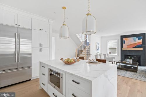 5805 Beech Ave, Bethesda MD  20817-3407 exterior