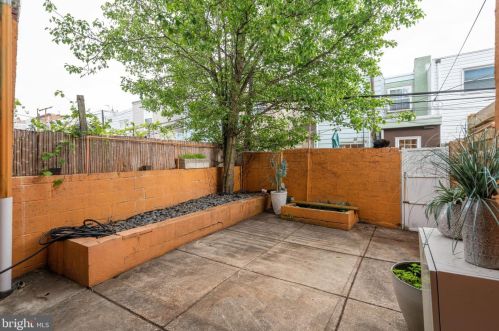 1228 Mckean St, Philadelphia PA  19148-2208 exterior