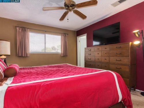 4824 Cherokee Dr, Concord CA 94521-2119 exterior