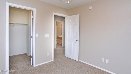 8517 Ramona Madera Ln, Tucson AZ  85747-5712 exterior