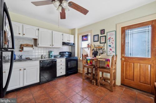 402 Olive St, Media PA 19063-2812 exterior