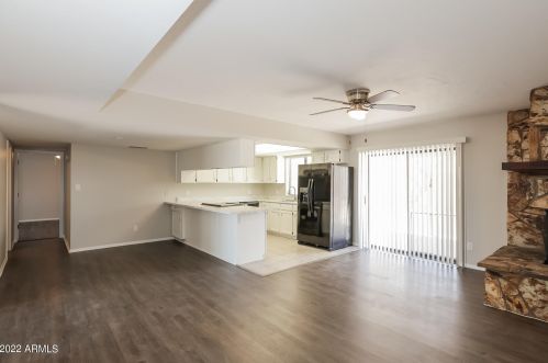 15230 19th Pl, Phoenix AZ  85022-3903 exterior