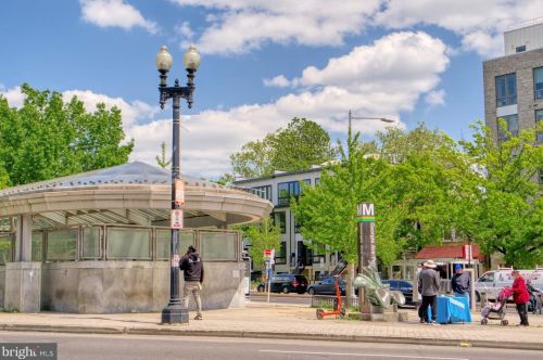 502 Randolph St, Washington DC  20011-5906 exterior