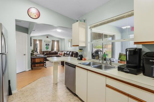 3886 Lafleur St, Fort Pierce FL  34953-3674 exterior