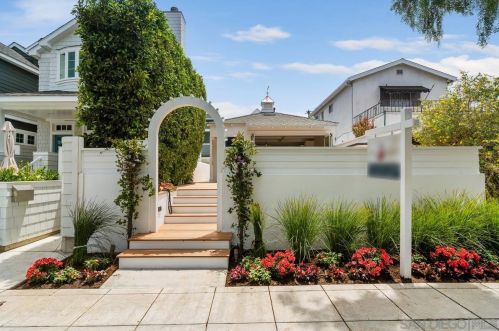 457 E Ave, San Diego, CA 92118-1715