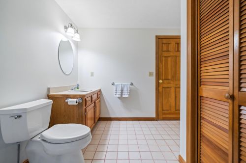 3 Arrowhead Dr, Concord NH  03304-5013 exterior