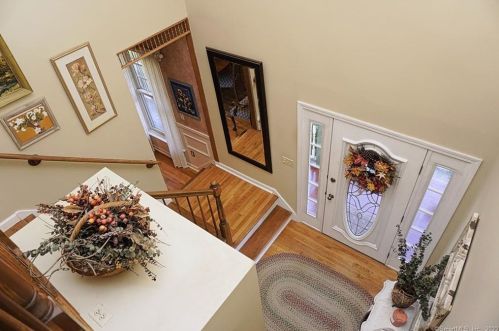 109 Babbling Brk Rd, Torrington CT 06790-2166 exterior