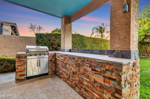 4402 Linda Ln, Chandler AZ 85226-5852 exterior