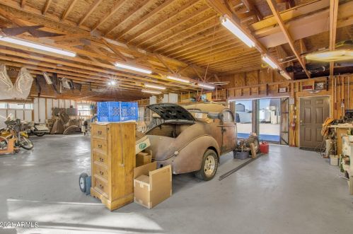 8622 40 Dr, Phoenix AZ 85019-1206 exterior