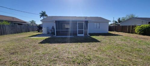 2347 55 St, Naples FL 34116-5519 exterior