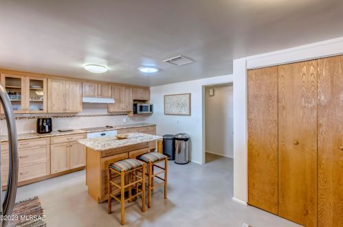 6611 Paseo San Ciro, Tucson AZ  85710-2107 exterior