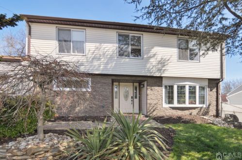 11 Beverly Rd, Old Bridge NJ  08857-1613 exterior