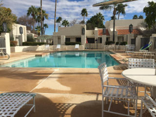 852 Morningside Dr, Phoenix AZ  85022-1135 exterior