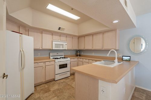 1561 Paseo Ln Tinaja, Green Valley AZ 85614-3988 exterior